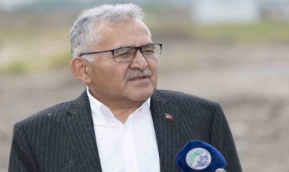 Başkan Büyükkılıçtan Kayseriye yakışır ‘özel bir kütüphane daha