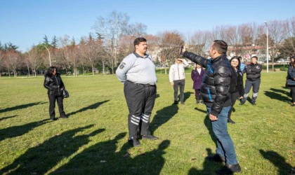 Biber gazının etkisini önce kendileri test etti