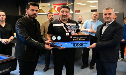 Bilardo Turnuvasında ödüller dağıtıldı