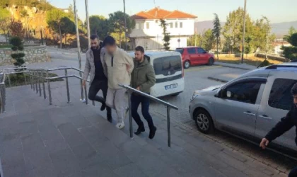 Bursa’da iki ayrı uyuşturucu operasyonunda 2 tutuklama