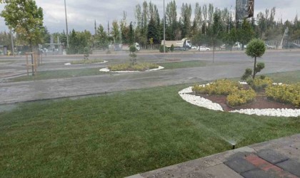 Büyükşehirden yağmurlama ve damla sulama sistemi
