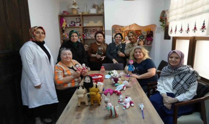 Can sıkıntısından başladıkları kurs sayesinde asgari ücretten fazlasını kazanıyorlar