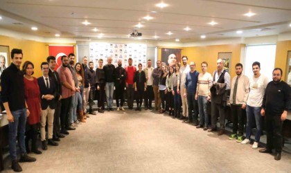 DENİB ihracatçılara satış becerilerini geliştirme yöntemlerini anlattı