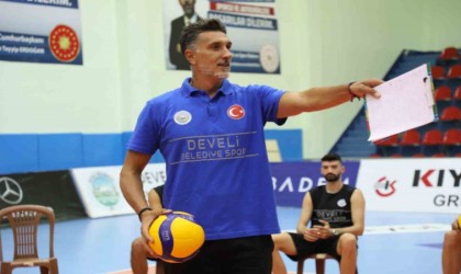 Develi Belediyesporda ayrılık