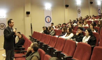 DPÜde Türkiyedeki ilaç endüstrisi konuşuldu