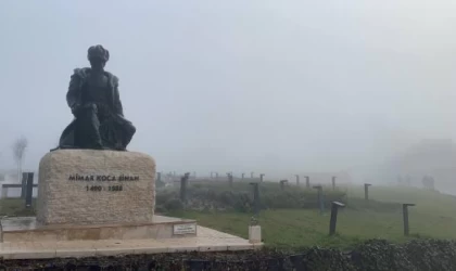 Edirne’de sis etkili oldu