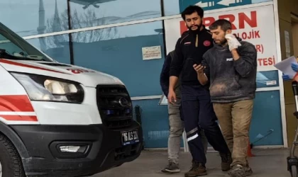 Elini kesim makinesine kaptıran işçinin işaret parmağı koptu