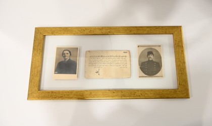 Enver Paşanın ıslak imzalı belgesi Tarihi Alan Başkanlığına bağışlandı