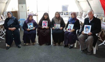 Evlat nöbetindeki anneden kızına çağrı: “Dünya gözüyle seni son kez görmek istiyorum”