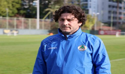 Fatih Tekke: Bulunduğumuz yerden stres yapmadan bir an önce kurtulmak istiyoruz