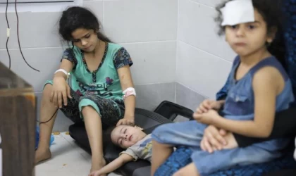 Filistin Sağlık Bakanlığı: 19 bin 453 sivil hayatını kaybetti