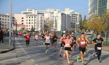 Gazi yarı maratonu, 7den 70e beğeni topladı