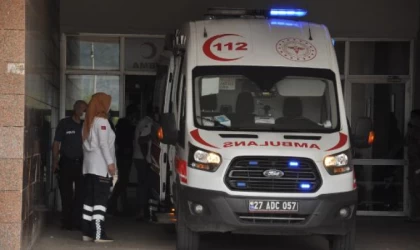Gaziantep’te çatıdan düşen televizyon tamircisi yaralandı