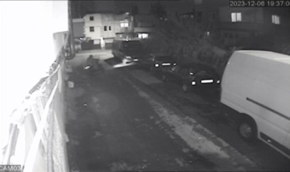 Güvenlik kameralarını umursamayıp hırsızlık yaptı