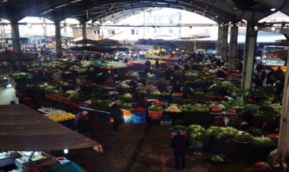 Halk pazarı ilgi görmedi