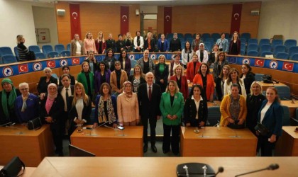 Kadın muhtarlar Düzceye hayran kaldı