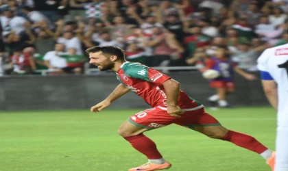 Karşıyaka’da Emre Gemici gitti