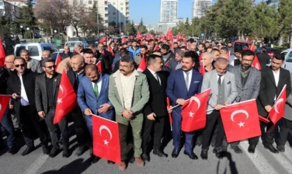 Kayseri’de şehitleri anma yürüyüşü