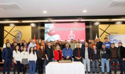 Kütahya OSB Müdürlüğü personelleri, yeni yıl buluşmasında bir araya geldi