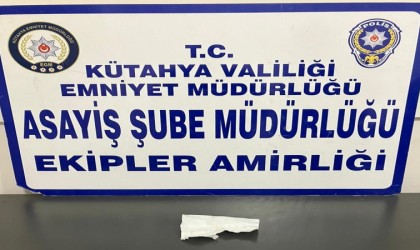 Kütahyada önleyici hırsızlık uygulamasında 84 şahıs ve 27 aracın sorgusu ve denetimi yapıldı