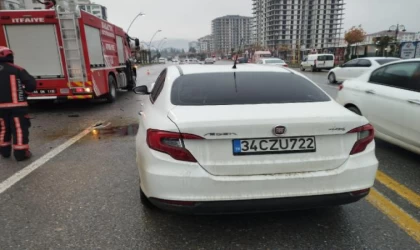 Malatya’da hafif ticari araç ile otomobil çarpıştı: 1 ölü, 1 yaralı