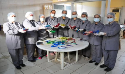 Manisa’da 4 yıl sonra festival heyecanı; 7 ton mesir macunu karılmaya başlandı