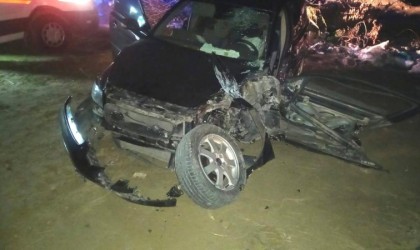 Manisada yolcu minibüsü ile otomobil çarpıştı: 5 yaralı