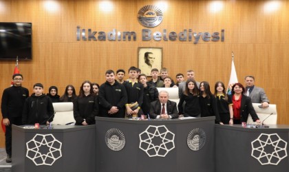 Öğrencilere başkan nasihati: İşinizin en iyisi olun”