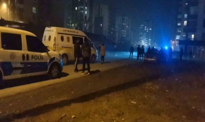 Otomobilden tüfekle ateş açıldı, evinin önündeki çocuk yaralandı