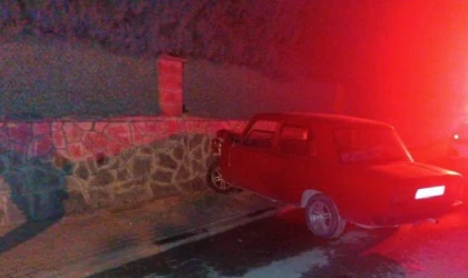 Otomobiliyle istinat duvarına çarpan alkollü sürücü, yaralı halde 1.5 kilometre yürüdü