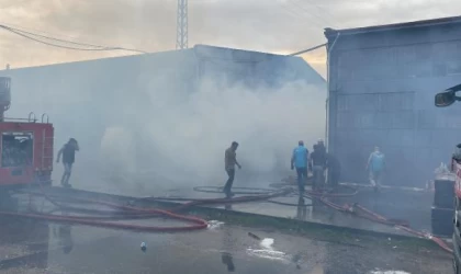 Samsun’da lastik kaplama dükkanında yangın