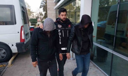 Samsunda uyuşturucu ticareti zanlısı 3 kişi adliyede