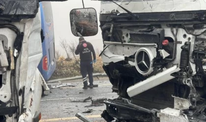 Şanlıurfa’da zincirleme kaza: 1 ölü, 15 yaralı