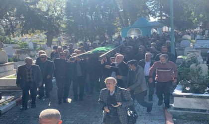 Seferoğlu Suphi sevenleri tarafından toprağa verildi