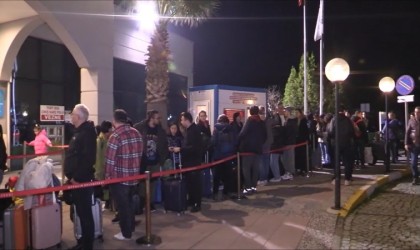 Türk tatilcilerden Yunanistanın Midilli Adasına akın