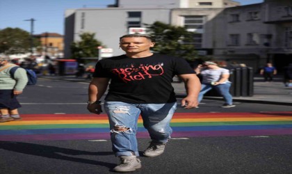 “Ünlü lüks giyim markası moda dünyasında 5. yılını kutluyor”