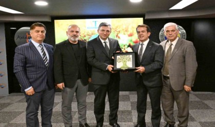 Vali Şahin: Çocuklarımıza tarımın itibarlı iş olduğunu anlatmalıyız