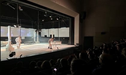 “1984” oyunu rehabilite hizmeti alanlar için sergilendi