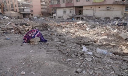 60 kişinin öldüğü Yoldaş Apartmanı’nın müteahhidine 22,5 yıla kadar hapis istemi