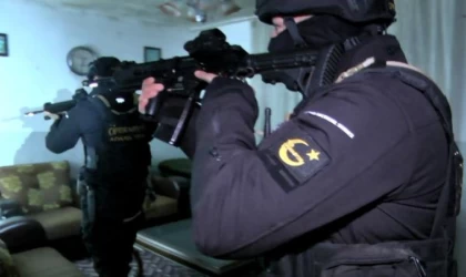 Adana’da DEAŞ operasyonunda 2 tutuklama