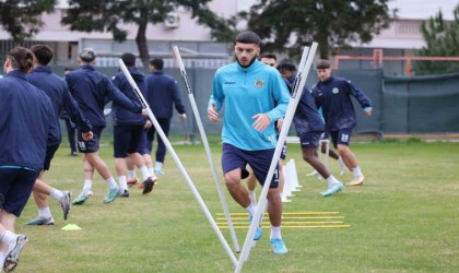 Alanyasporda Kasımpaşa maçı hazırlıkları başladı