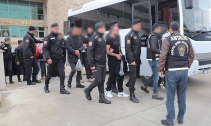 Antalyada bir haftada 220 şüpheli tutuklandı