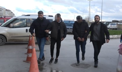 Ayakkabı hırsızları yakalandı