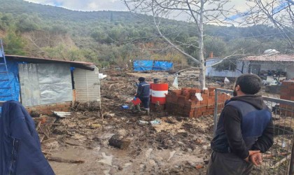 Burhaniyede selin faturası ağır oldu