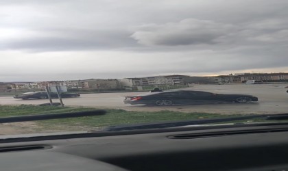 Bursada drift atan araç kamerada