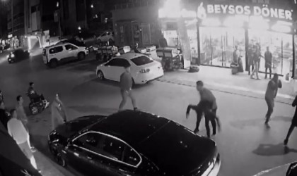 Bursada iki grubun kavgası güvenlik kamerasında