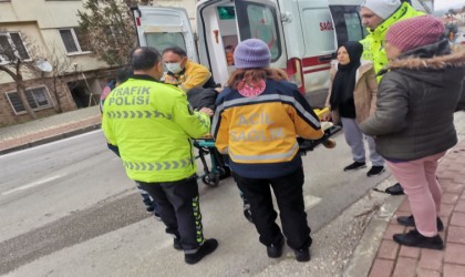 Bursada kaldırıma çarpan motosiklet sürücüsü yaralandı