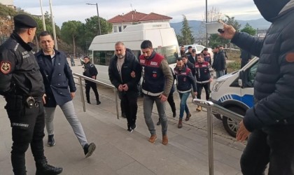 Bursadaki kuyumcu fonu sanıkları adliyeye sevk edildi: 6 şüpheliden 3ü tutuklandı