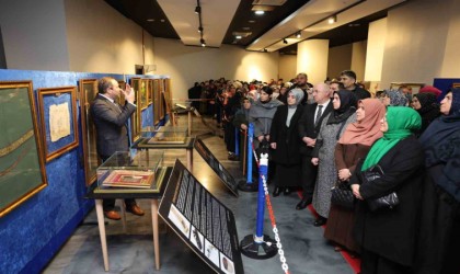 Darıcada kutsal emanetler sergisi açıldı