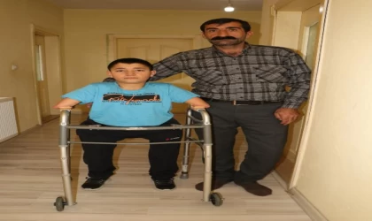 DHA gündeme getirmişti; Nakşin protez kol ve bacağa kavuştu